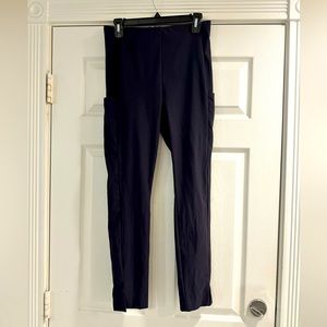 Athleta navy wanderer travel pants with split ankle, size 6